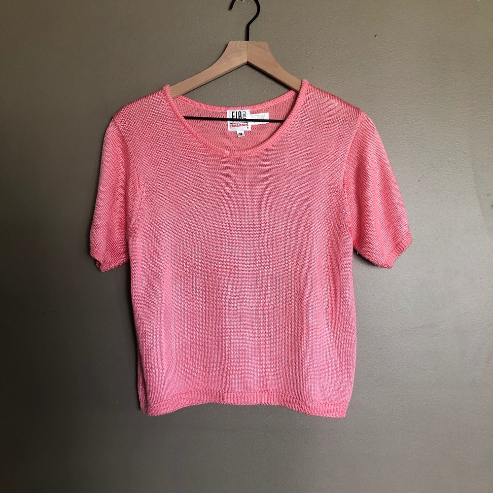 🌸 Vintage boxy pink sweater tee 🎀